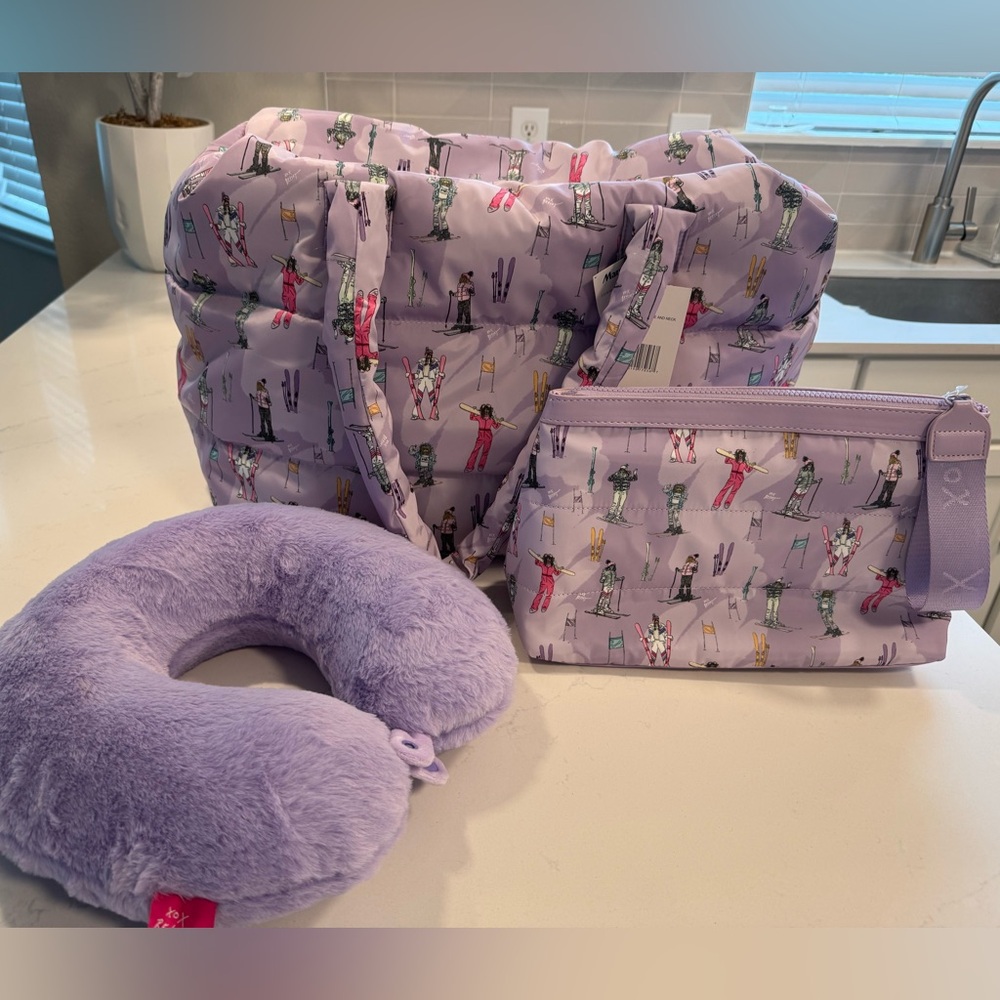 Betsey Johnson 3 Piece Weekender Bag Set